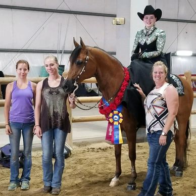 Boxter Flame MV with rider Kelsie Younce and trainer Kelly Holder