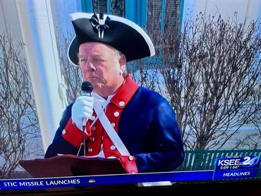 President Scott Nichols reads a quote from president James Madison