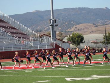 Toro Bulls Cheerleading