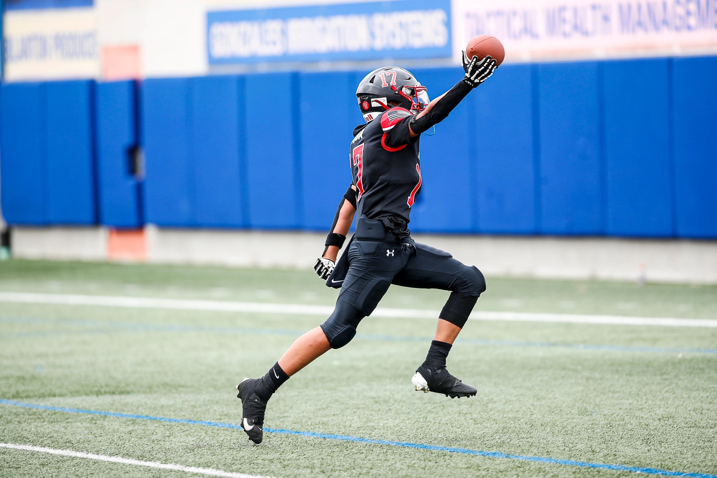 Toro Bulls Football and Cheer