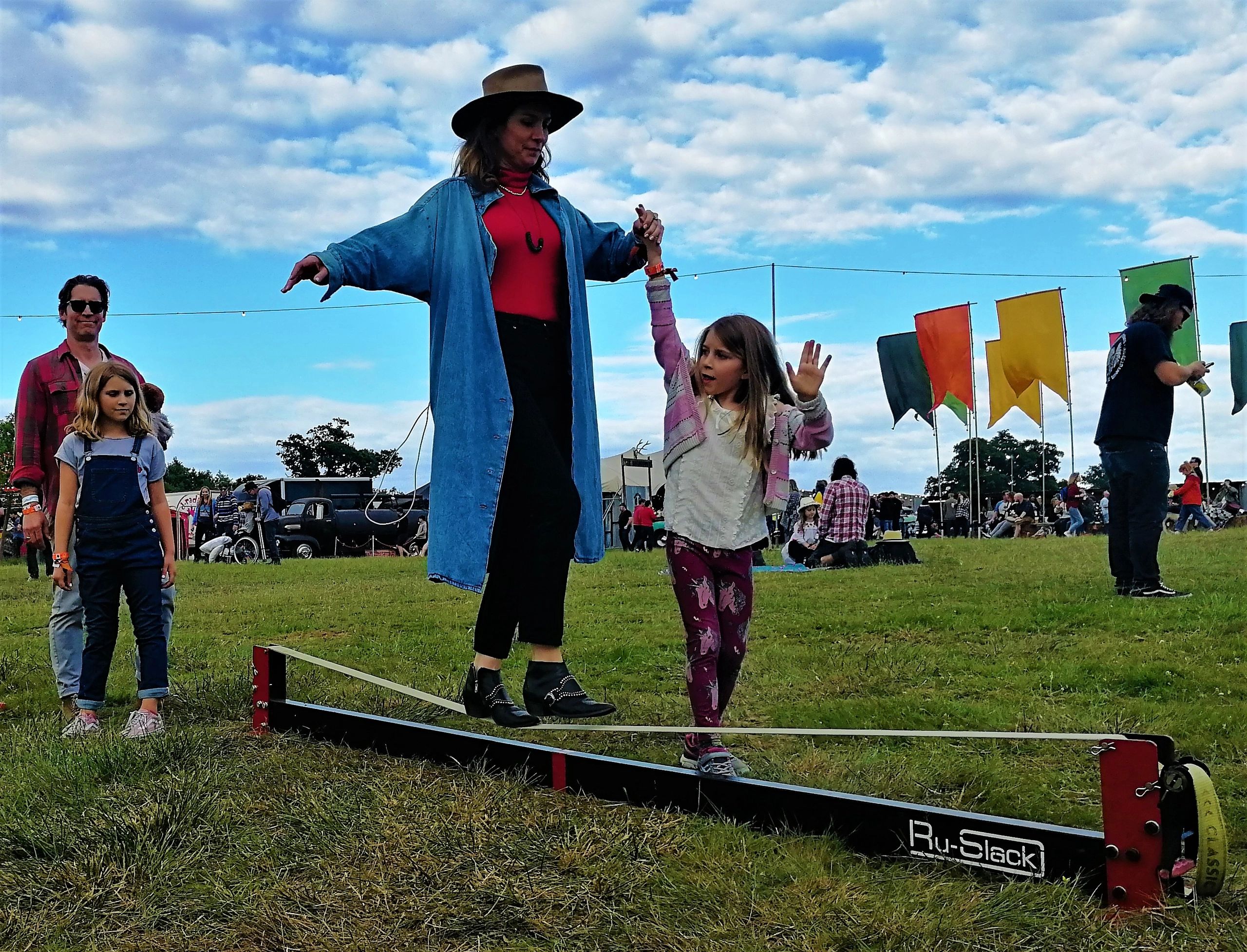 Slacklining on a Slackline with Ru-Slack as a festival idea