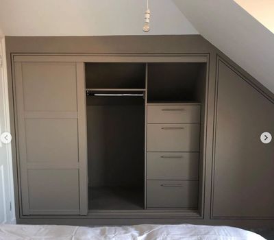bespoke fitted wardrobe