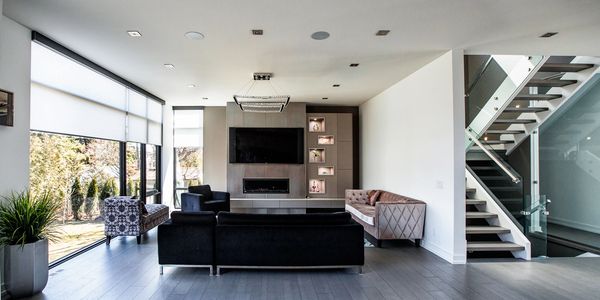 Custom built in feature wall at modern living room.