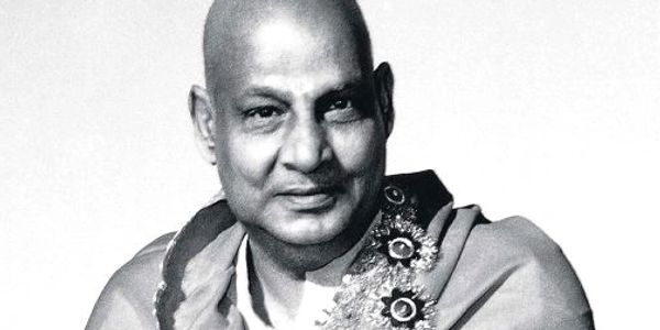 Swami Sivananda. Peregrinaje de Yoga y Ayurveda en el Sur de India. Milindias Yoga Pilgrimages