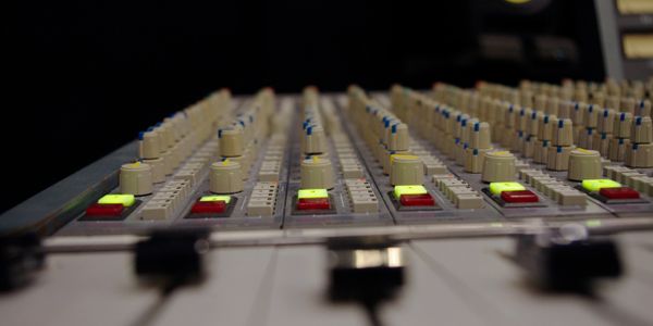 Soundcraft Console Studio, Recording Studio