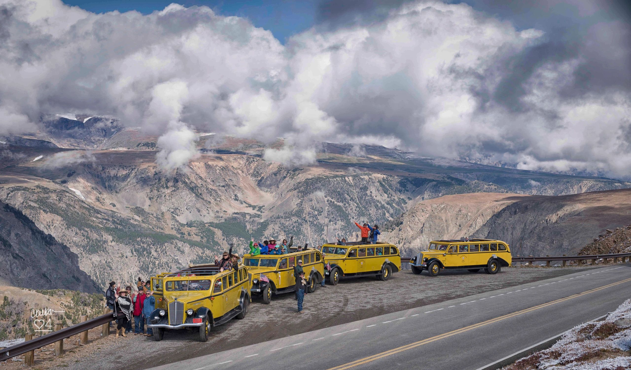 Yellowstone Park Buses Buses Of Yellowstone Preservation Trust