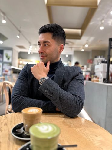 Alireza Ghafouri at Coffee shop