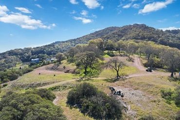 Earth Angels, LLC provides exceptional senior living with personalized care plans. In-Home service