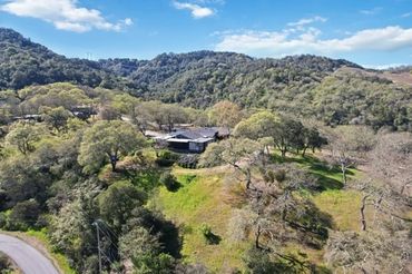 Earth Angels, LLC provides exceptional senior living with personalized care plans. In-Home service