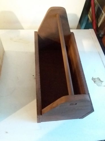 CHILDS TOOL BOX
$3 FOR THE MATERIAL
$4 IF I BUILD IT
$5 IF I BUILD AND PAINT IT
CAN BE PERSONALIZED