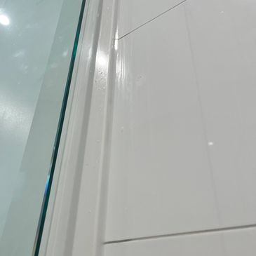 Clear shower silicone bead