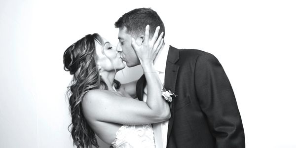 Hey couple kissing each other