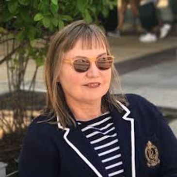 Kitty Kurth 
President