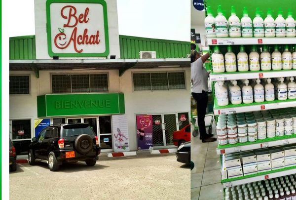 Produits naturels Madlyn Cazalis dans un supermarché.
