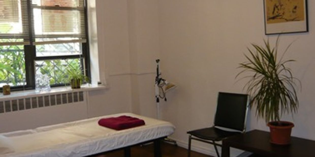 Tui Na, Chinese herbs, Moxibustion and Cupping