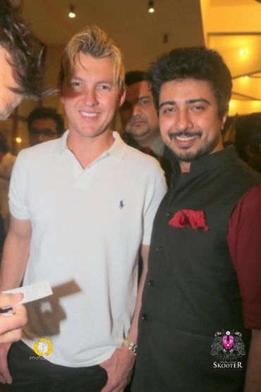 Ankkit Bahadur with Australian Cricketer Brett Lee.