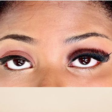Full set volume eyelash extensions with dramatic glam look russian lashes extensions