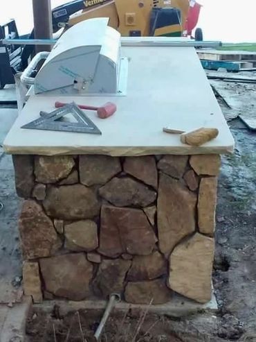 Landscaping services
Lawn care company
Landscape design
Garden maintenance
Lawn mowing services