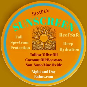 Simple sunscreen with natural oils and zinc oxide for full protection and deep hydration.