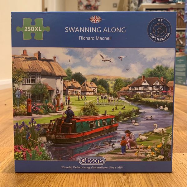 Swanning Along - 1000pcs - £15