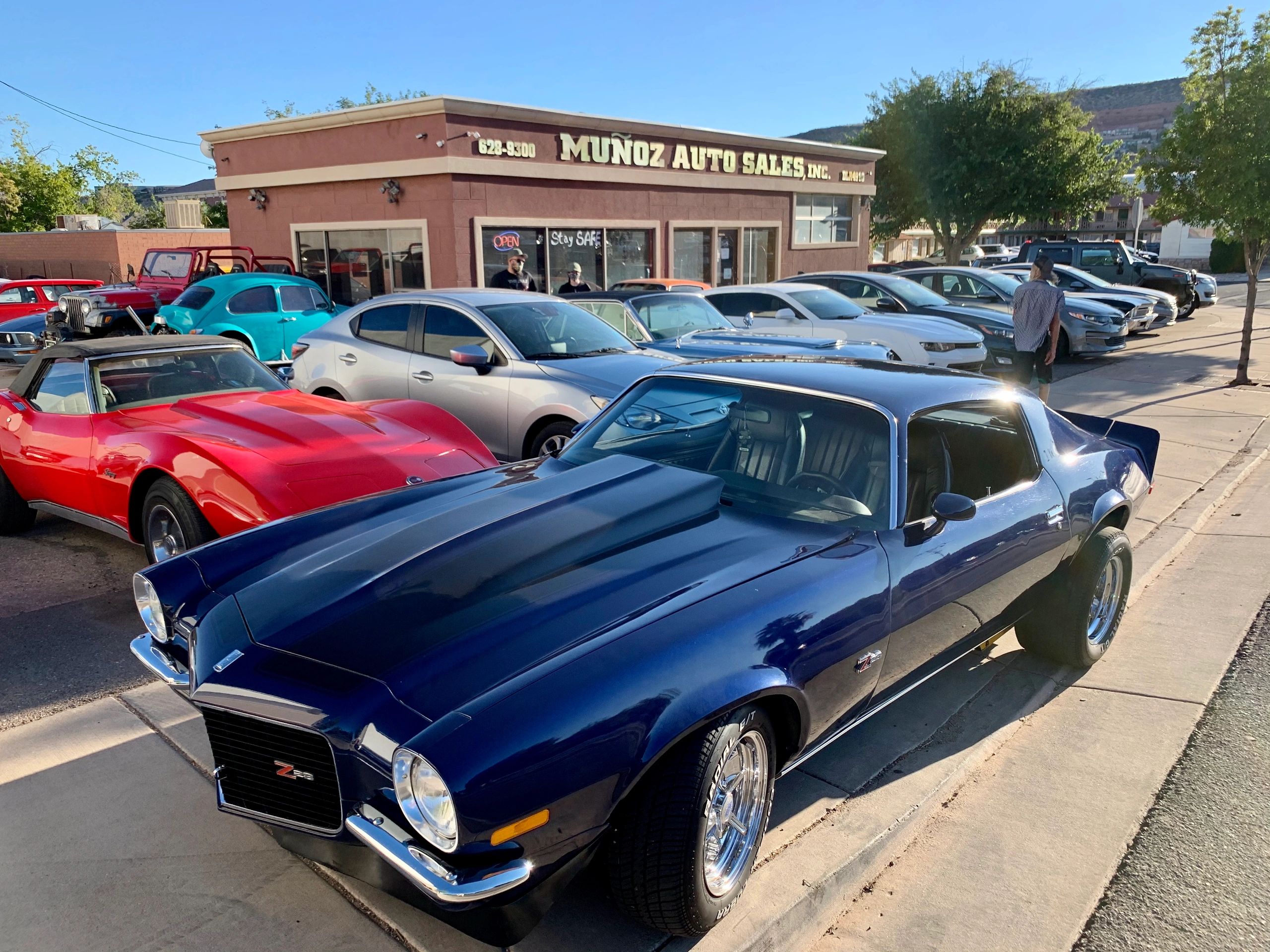 Shop Munoz Auto Sales Inc