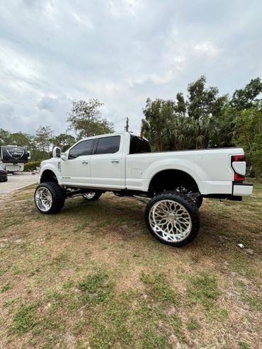 Lifted truck polished wheels