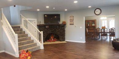 Spacious common living area and gathering point. Smart TV and plenty of seating.