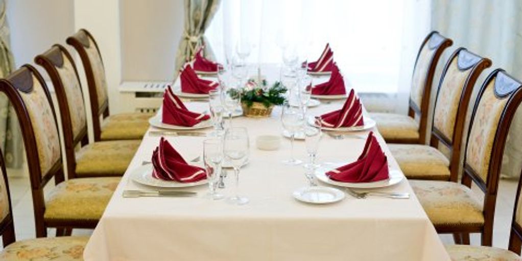 formal dinging tablecloths, polyester tablecloths, spun polyester tablecloths, tablecloths
