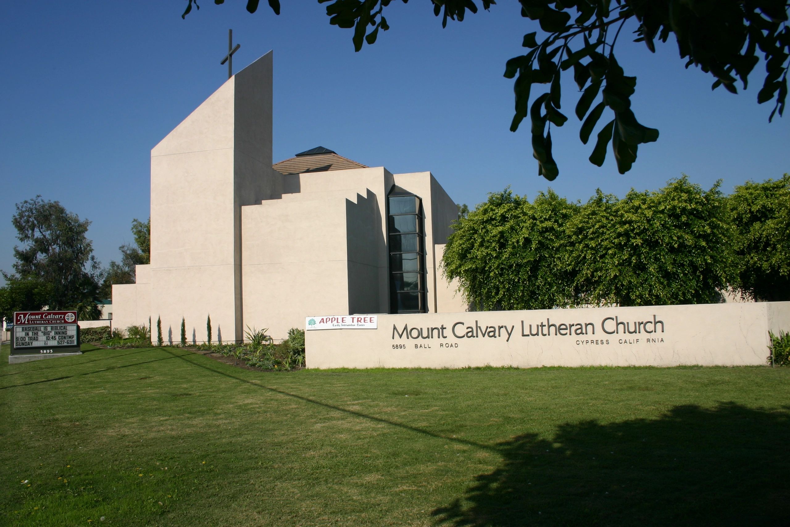 Mount Calvary Lutheran Church of Cypress