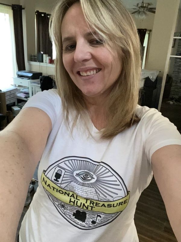 National Treasure Hunter Nicole looking fabulous in her NTH merch.