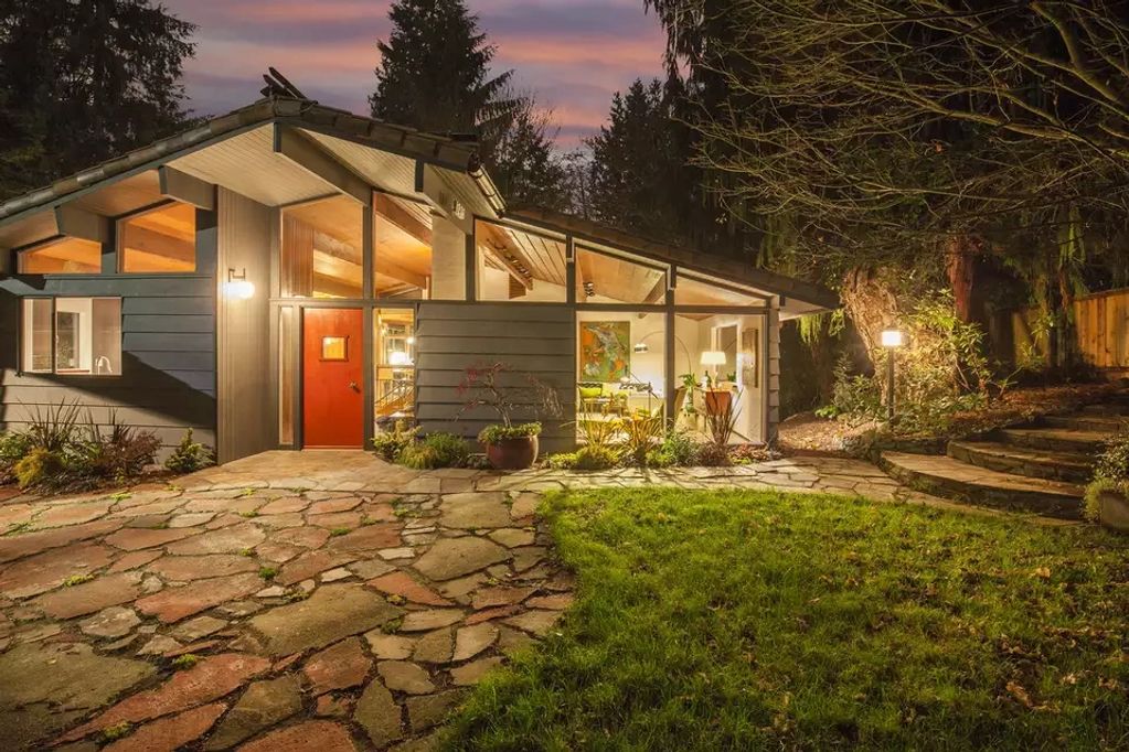 Article featuring Best home stager seattle