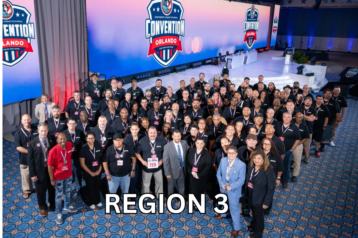 Group photo at the Eighteenth Constitutional Convention in Orlando.