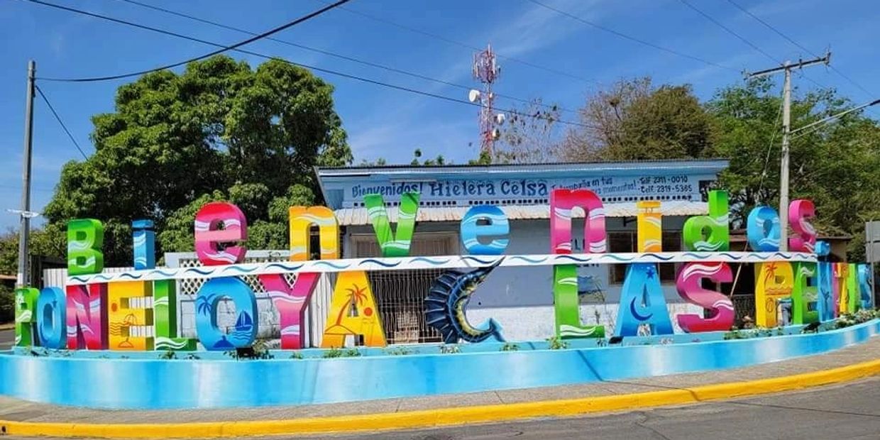 Welcome to Las Peñitas and Poneloya sign