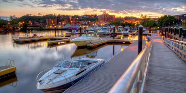 Port of Dubuque Marina Dubuque, Iowa