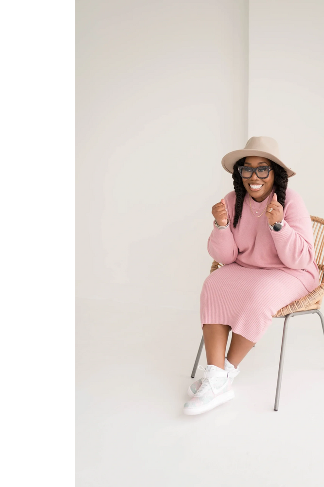 Tomeka Morgan
Published author podcast host cosmetology school education blue leaf salon #cosmetolog