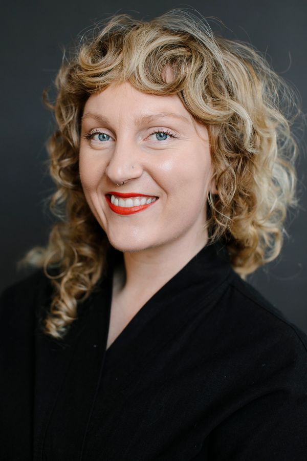 Corvallis Dietitian Nutritionist Lauren Burns smiling