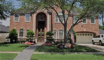 201805_15314ClimbingBranch