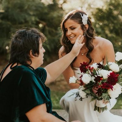 HELEN'S BEAUTIFUL DAUGHTERS