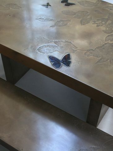A confusion of beauty
based upon
butterfly
metal table
resin
heather rich
picnic table
carrie neely