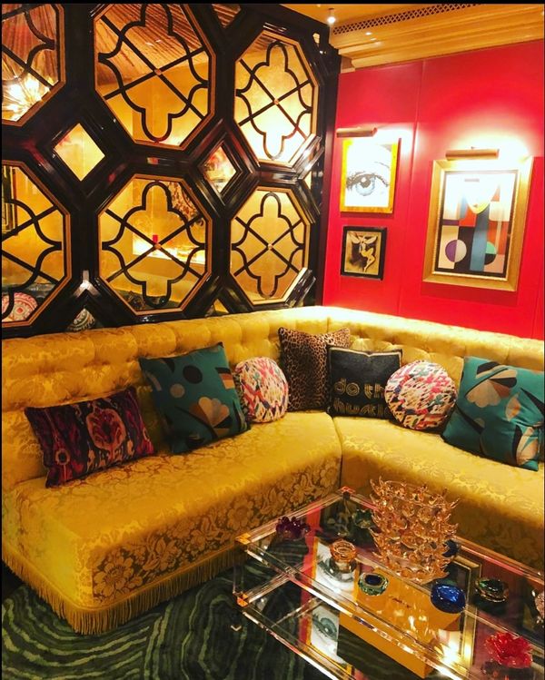 A confusion of beauty
vedon fleece
malachite
dedar
vintage
glass table 
red leather
Adam ellis
yello