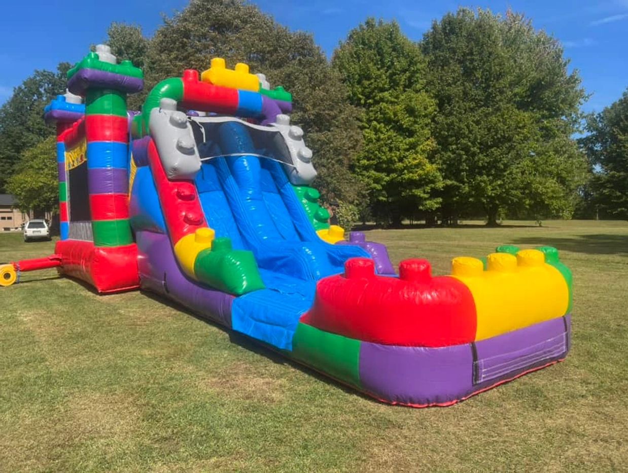 Bounce house rental in Amelia, OH