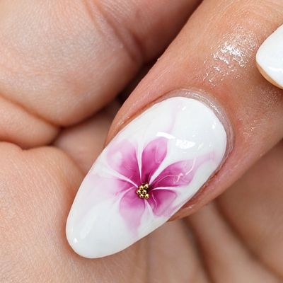 Actylic nail