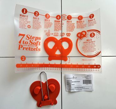 Pretzel making kit with mat and mold