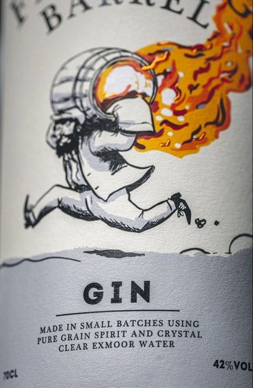 Flaming Barrel Gin 70cl Bottle close up of label