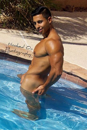 Spanish male stripper to your door!