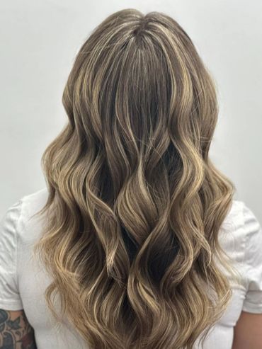 dark blonde balayage highlights