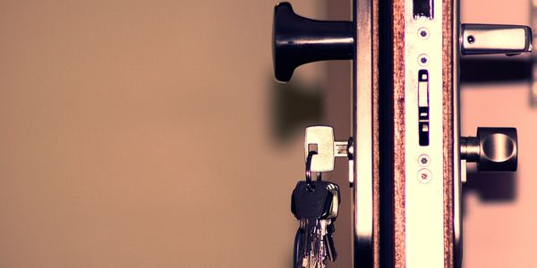Locksmith Lock door keys change security
