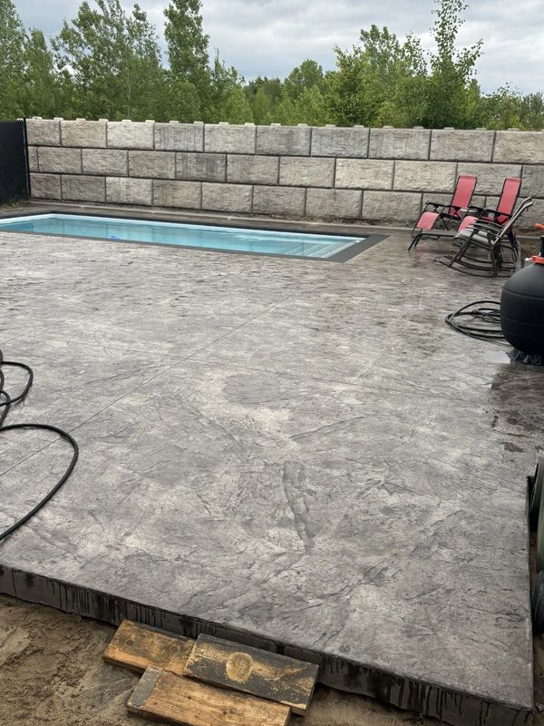 béton estampé motif pierre brute