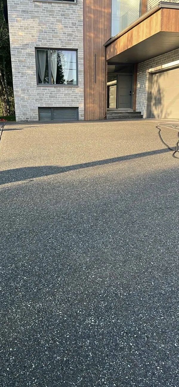 cour en agrégat exposé