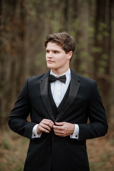 Groom enchanted forest wedding venues South Carolina